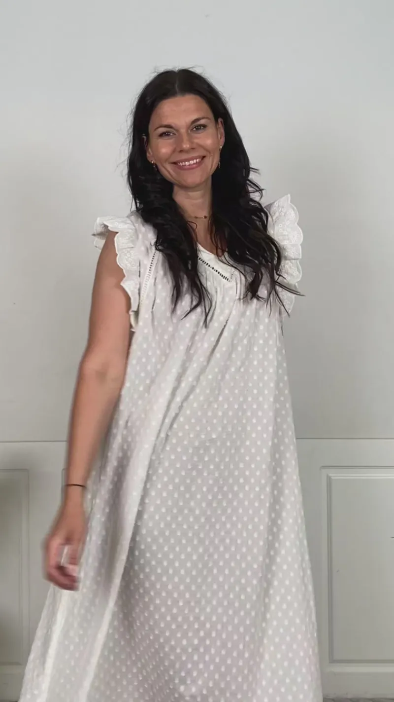 Discount Kjole - Mie Frill - White Kjoler