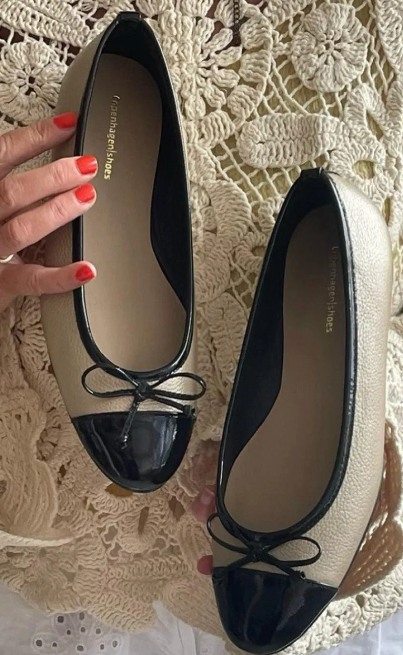 New Ballerinaer - My Own Ballerinas - Gold/Black Loafers & Ballerinaer