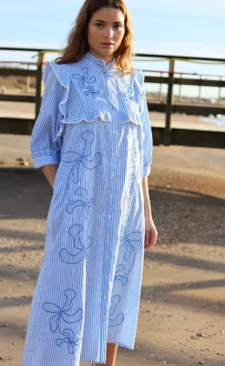 Outlet Kjole - Cody - White Blue Stripe Kjoler