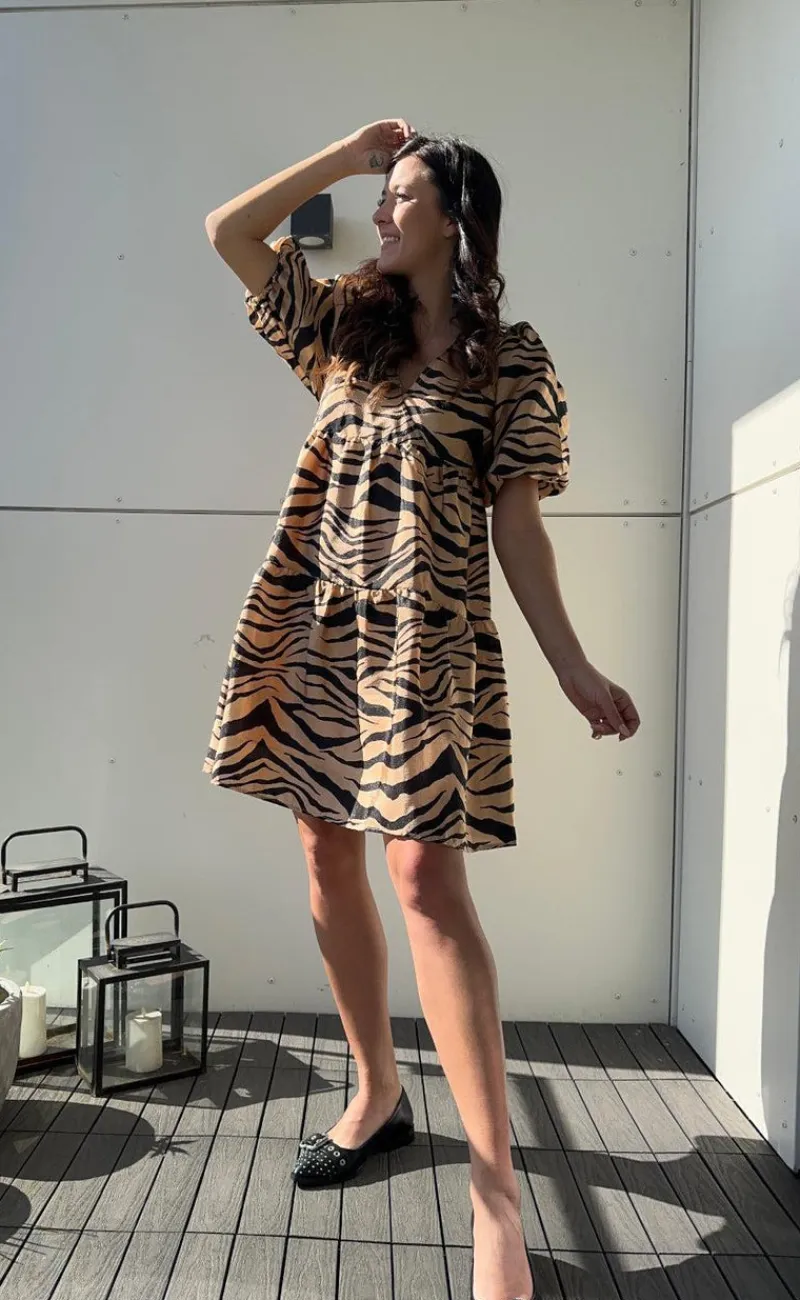 Discount Kjole - Leia - Zebra Almond Kjoler