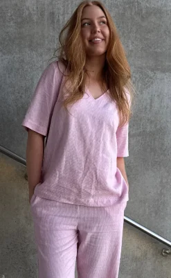 Hot Bluse - Lava - Off White w. Fuchsia Pink Bluser