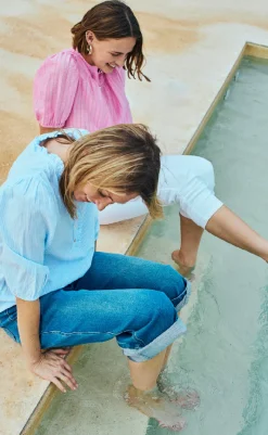 Outlet Bluse - Rolly - Chambray Blue w. Star Off-white Bluser