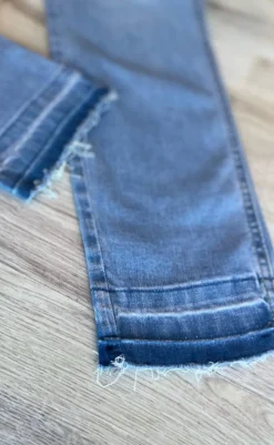 Outlet Bukser - Shantal Ankle Raw - Light Blue Bukser & Jeans