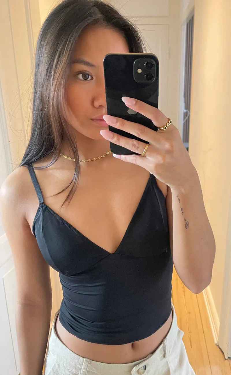 Outlet Top - Cami - Black T-shirts & Toppe