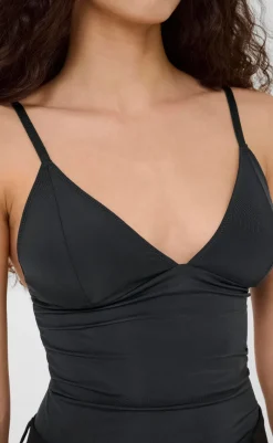 Outlet Top - Cami - Black T-shirts & Toppe