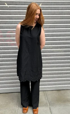 Online Kjole - Rhiann Scallop-G - Black Kjoler