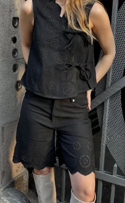 Online Shorts - Talina - Black Shorts