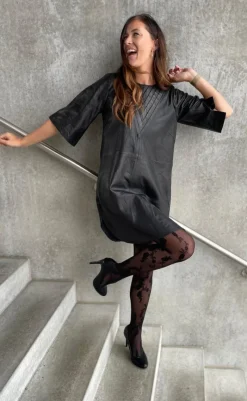 Online Kjole - Tea - Black Kjoler