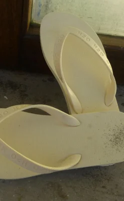 Discount Badesandal - Flip Flop  - Pale Banana Sandaler