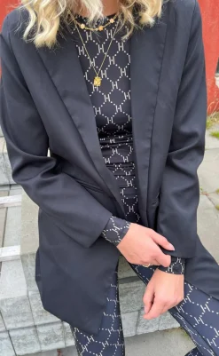 Bluse - Printed - 32 Bluser