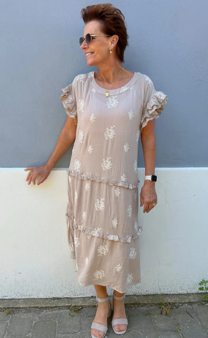 New Ina Copenhagen Kjole - Dalila - Camel / White Embroidery Kjoler