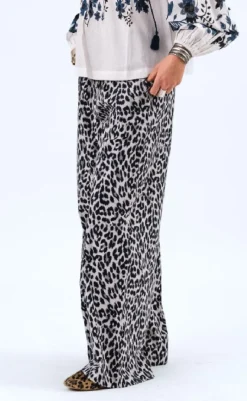 Clearance Bukser - Liam - Leopard Print Bukser & Jeans