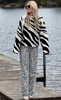 Outlet Jeans - Adanna Zebra - Black Bukser & Jeans