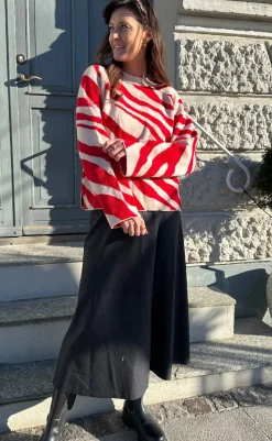 Online Striktrøje - Dania - Fiery Red Striktrøjer & Sweat