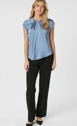 Best Bluse - Fleur Drapy Satin - Dusty Blue Bluser