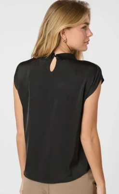 Best Top - Fleur Drapy Satin - Black T-shirts & Toppe