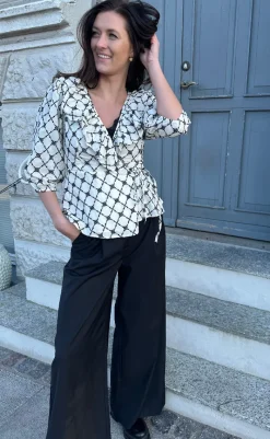 Sale Bluse - Kolina - Ivory Black Bluser