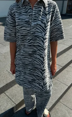 Kjole - Gry - Zebra Kjoler