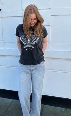 Hot T-Shirt - Lucy Life - Black T-shirts & Toppe