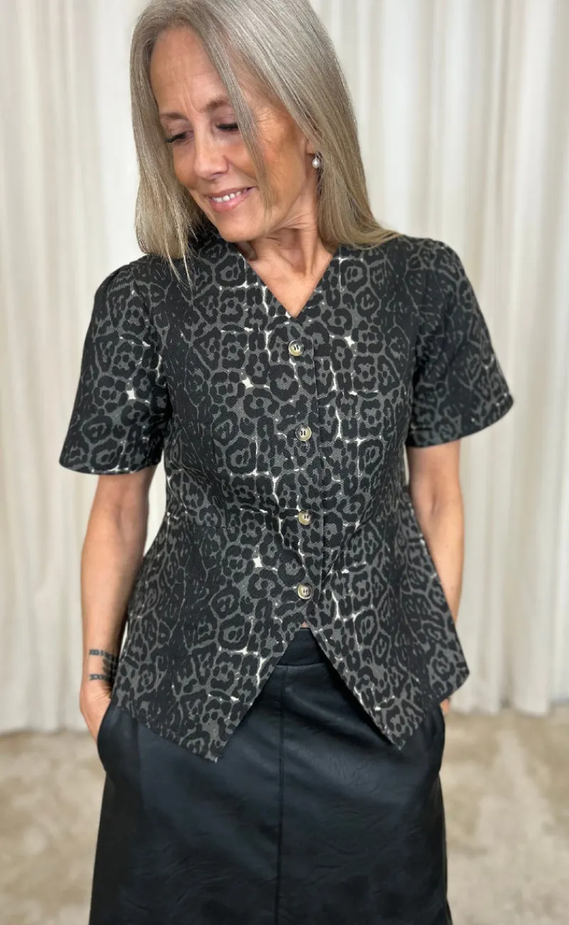 New Bluse - Venja - Grey Leopard Bluser
