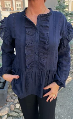 Discount Bluse - Frida - Navy Blue Broderie Anglaise Bluser