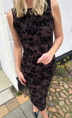 Outlet Kjole - Sophia Mesh - Brown W. Black Flower Kjoler