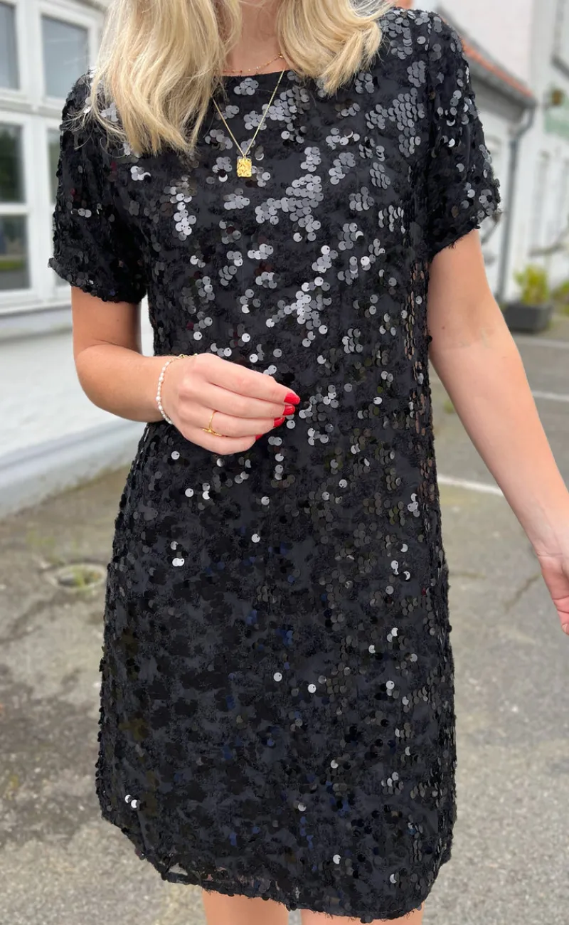 Online Kjole - Rebecca Sequin - Black Kjoler