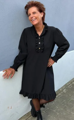 Best Kjole - Pia - Black W. Gold Buttons Kjoler