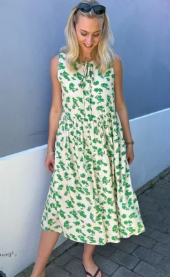 Best Kjole - Heidi - White/Green Flowers Kjoler