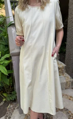 Best Kjole - Daniella Denim - Creme W. Brown Stitches Kjoler