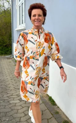 Kjole - Augusta - White Big Flower Kjoler