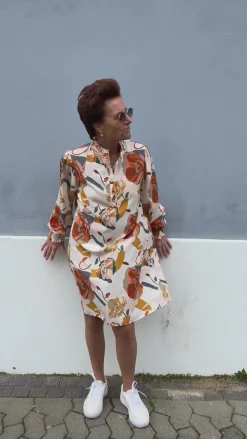 Kjole - Augusta - White Big Flower Kjoler