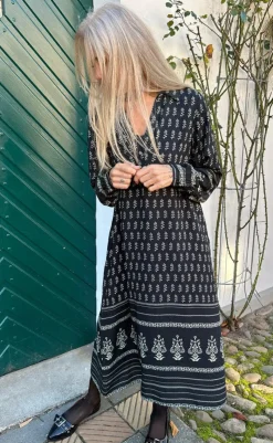 Sale Kjole - Camma - Black W. Print Kjoler