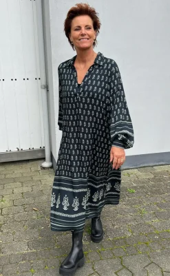Sale Kjole - Camma - Black W. Print Kjoler