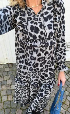 Sale Kjole - Elina - Grey Leopard Kjoler