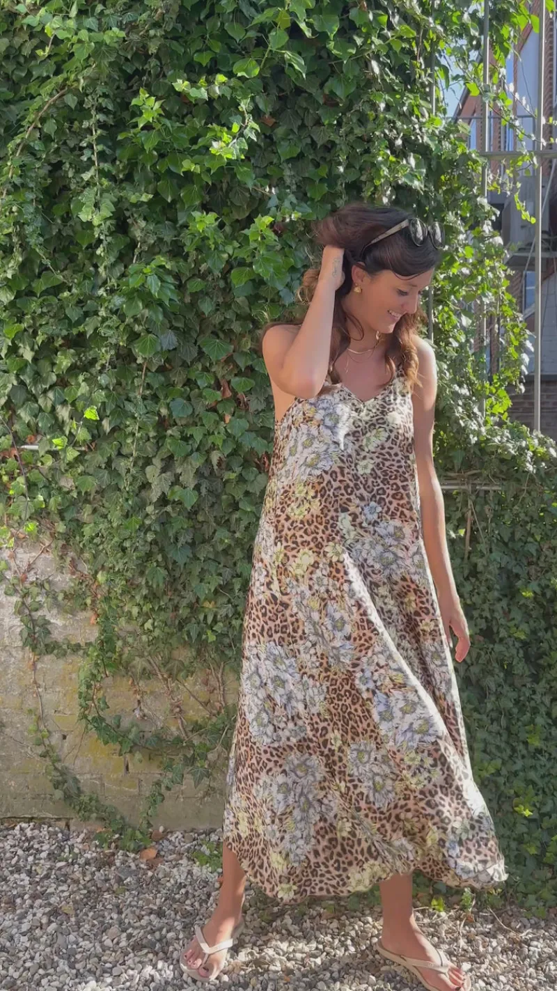 Hot Kjole - Klara - Leopard Flower Kjoler