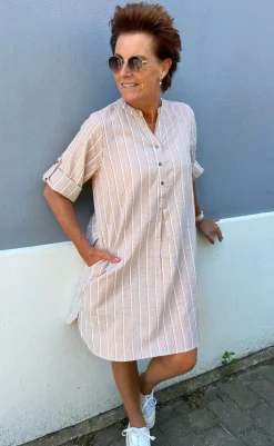 Kjole - Nia - Beige Striped Kjoler