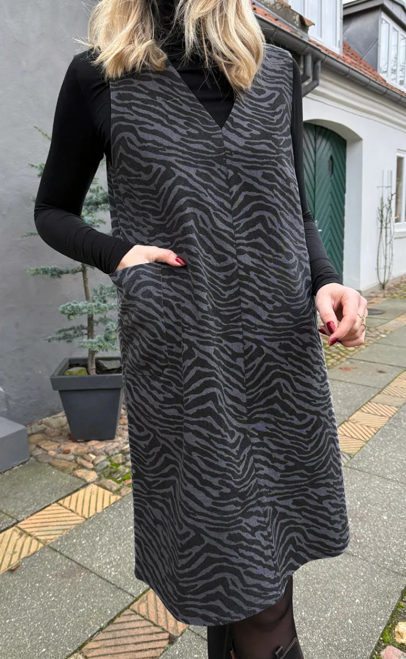 Kjole - Ania Spencer - Zebra Kjoler