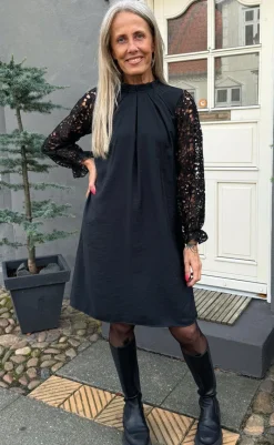 Discount Kjole - Hazel Lace - Black Kjoler