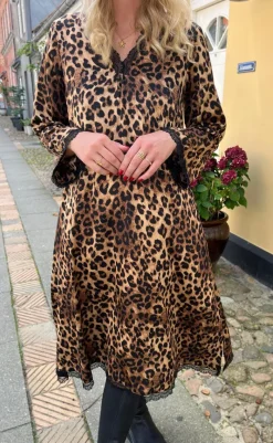Discount Kjole - Safina - Leopard Kjoler