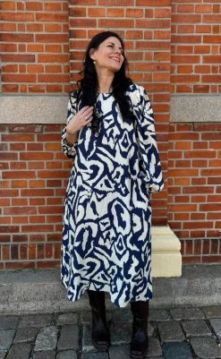 Best Kjole - Nia - Blue Art Kjoler