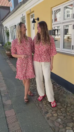 Hot Kjole - Philine - Pink / Red Flowers Kjoler