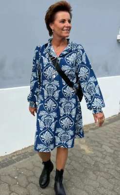 Online Kjole - Augusta - Navy Blue Paisley Kjoler