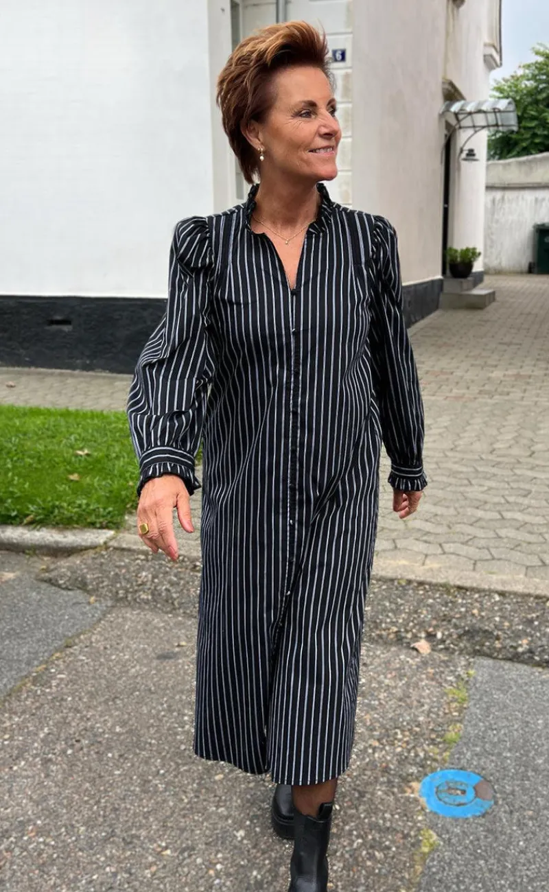 Sale Kjole - Tiki - Black W. White Stripes Kjoler