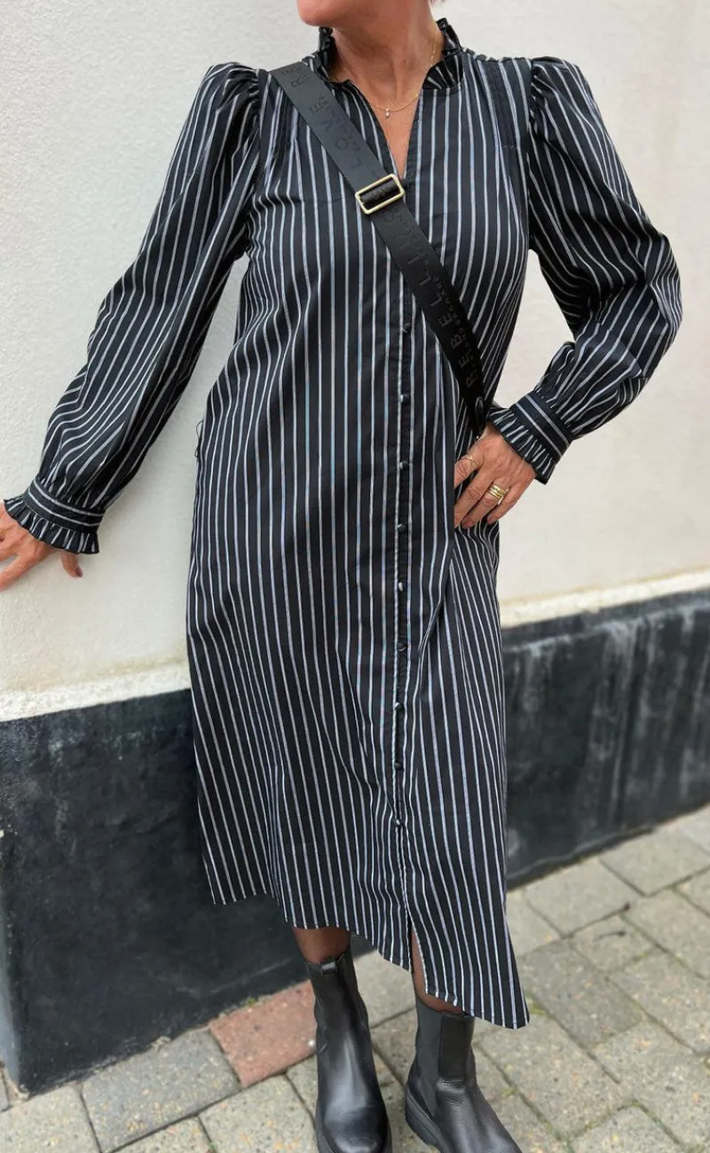 Sale Kjole - Tiki - Black W. White Stripes Kjoler