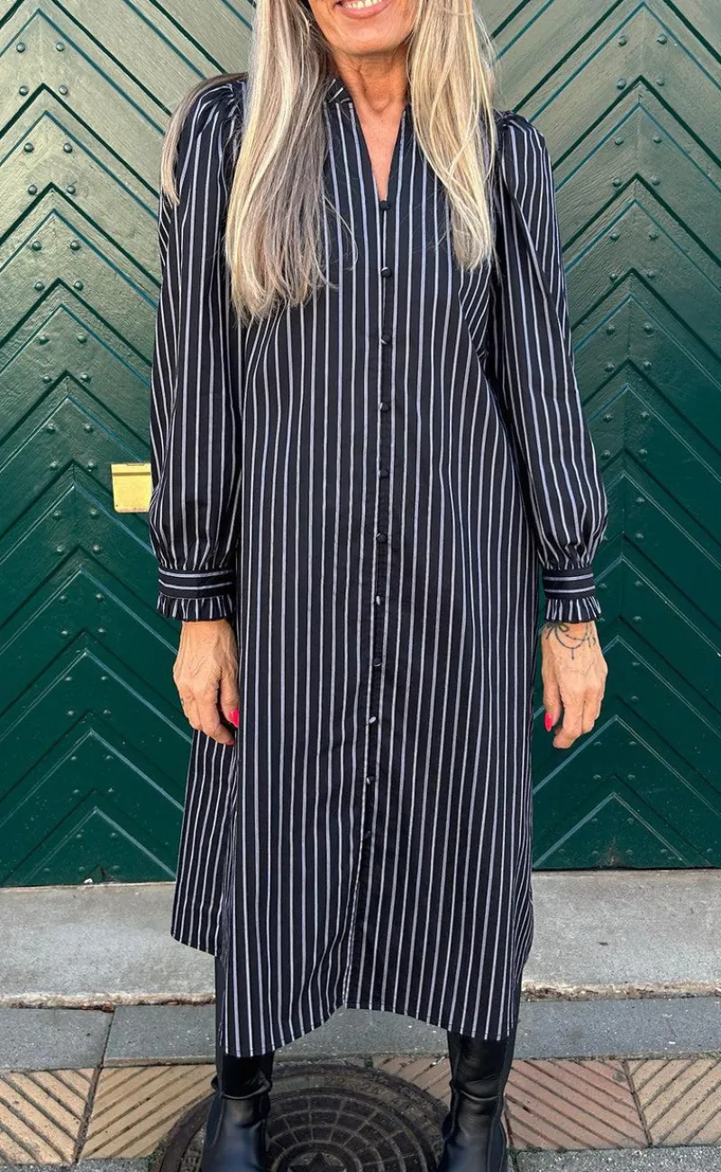Sale Kjole - Tiki - Black W. White Stripes Kjoler