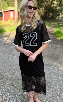 Best Kjole - Susanna Football - Black Lace (vendbar) Kjoler