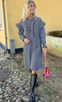 Sale Kjole - Emilie - Black Striped Kjoler
