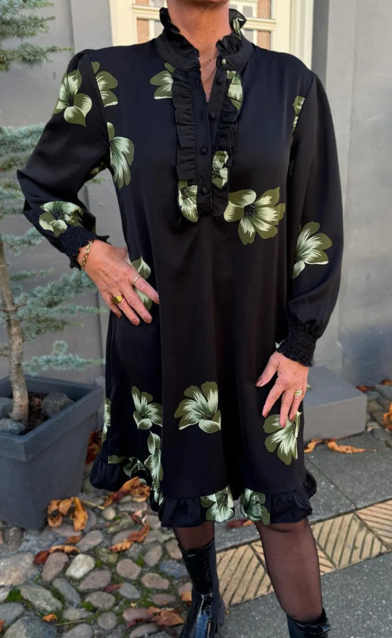 Kjole - Pia - Black W. Green Flower Kjoler