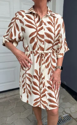 Kjole - Liana - Brown Leaf Kjoler|Striktrøjer & Sweat